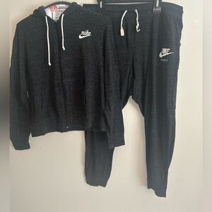 Nike zip up two piece jogger set